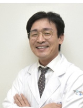 최일수